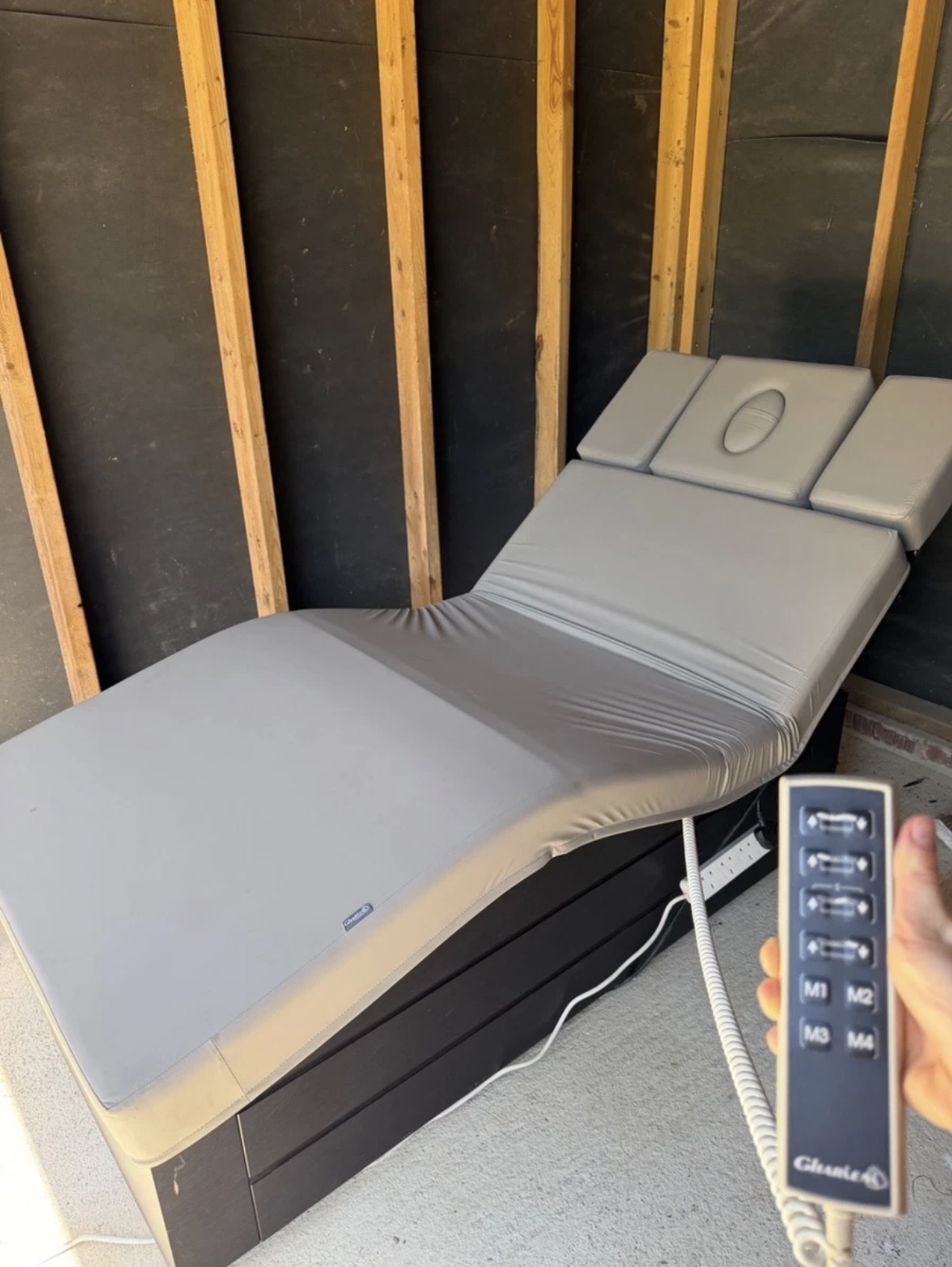 Gharieni MO1 Electric Spa Treatment Bed